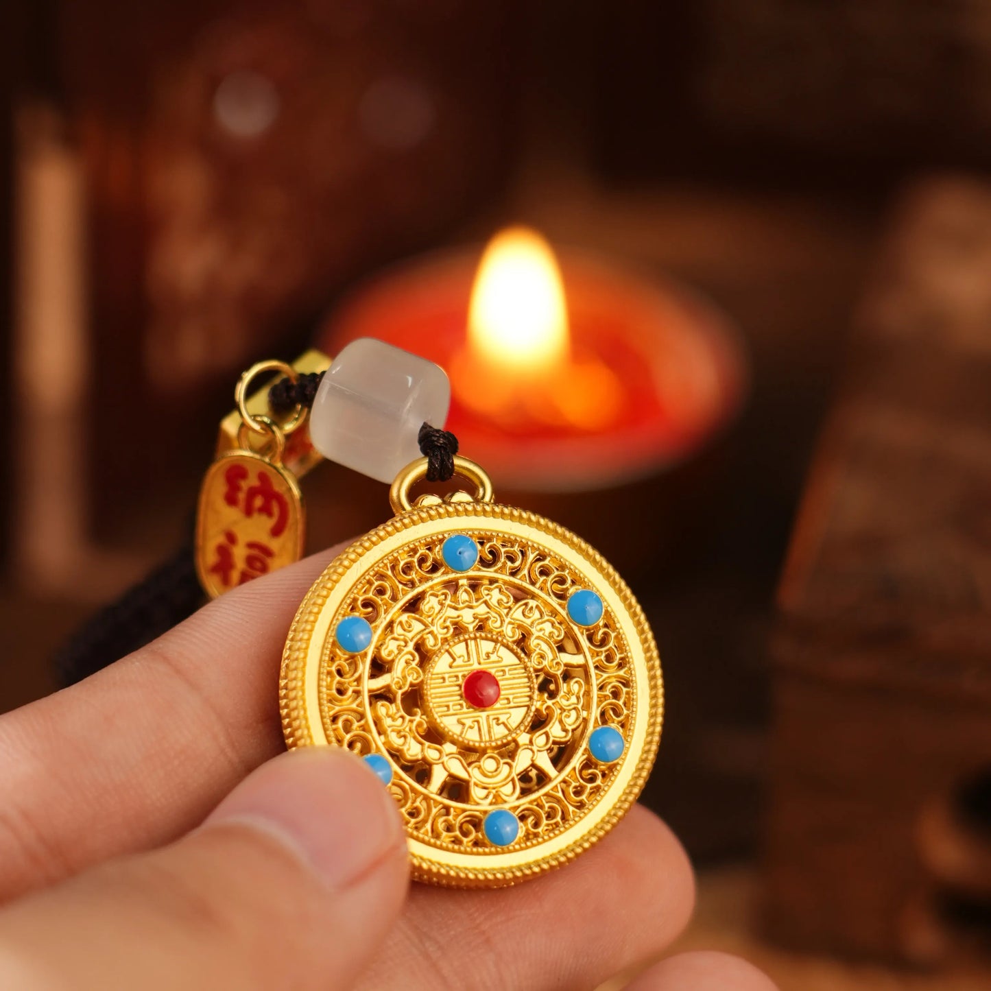 Gilded Fortune Tag Keychain – Taoist Wealth & Luck Amulet (Qianyuan Pavilion) Aoao Toys