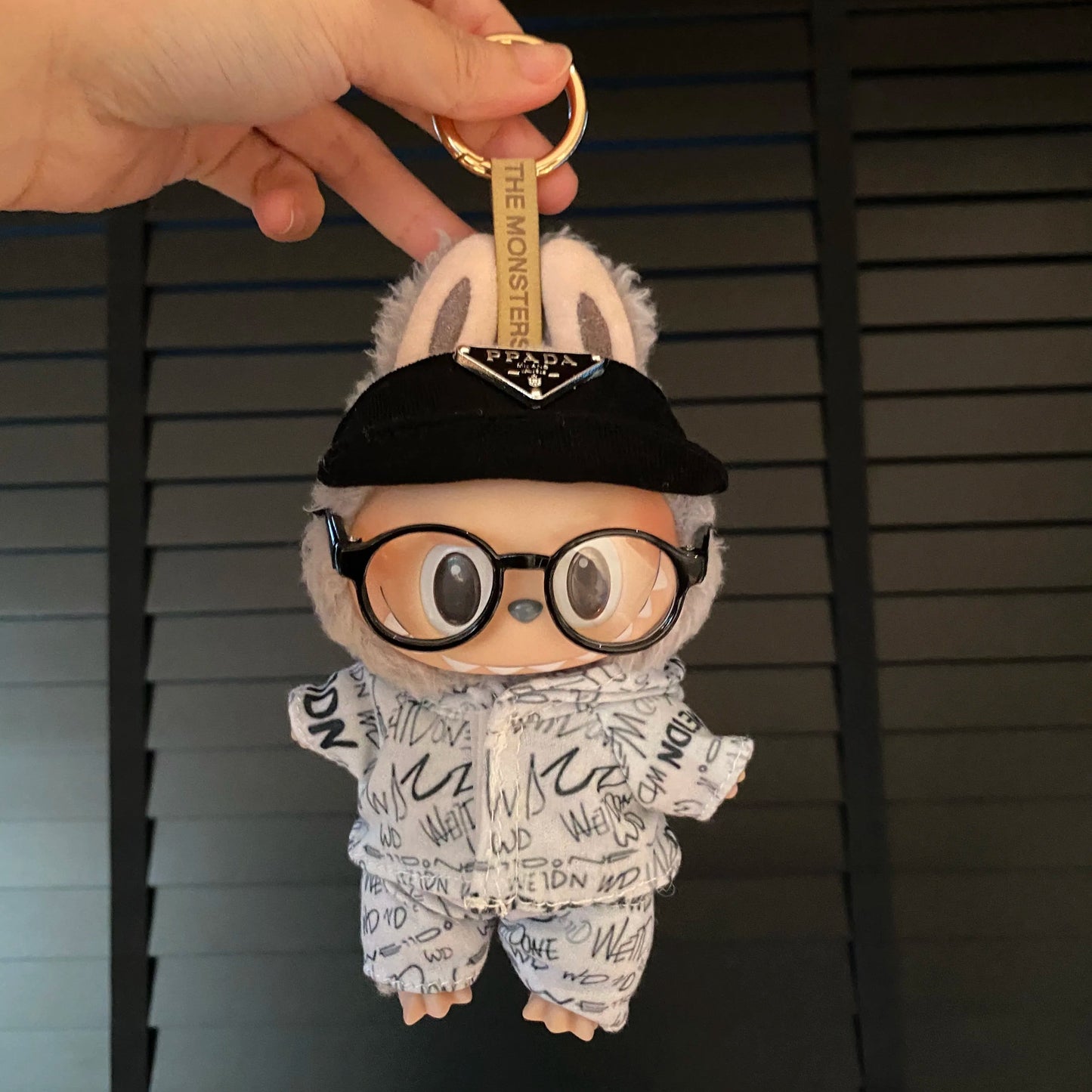 🌟 WE11DONE-Inspired Labubu Outfit (Gen 1 & 2)Doll & accessories shown separately