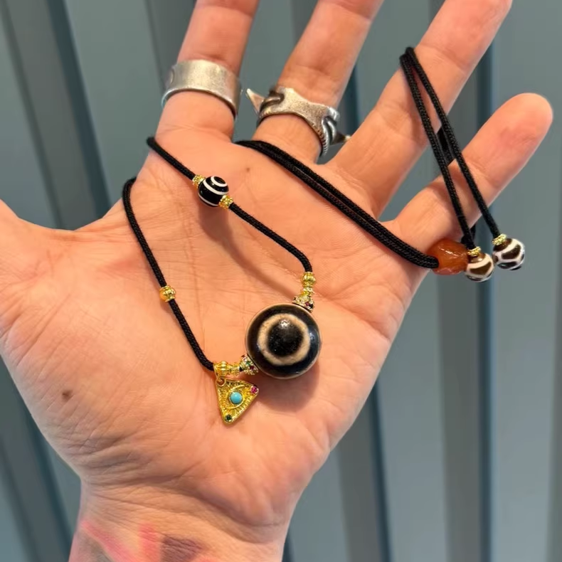Water lucky color:Black & White Ghost Eye Bead Necklace – Timeless Tibetan Design Aoao Toys