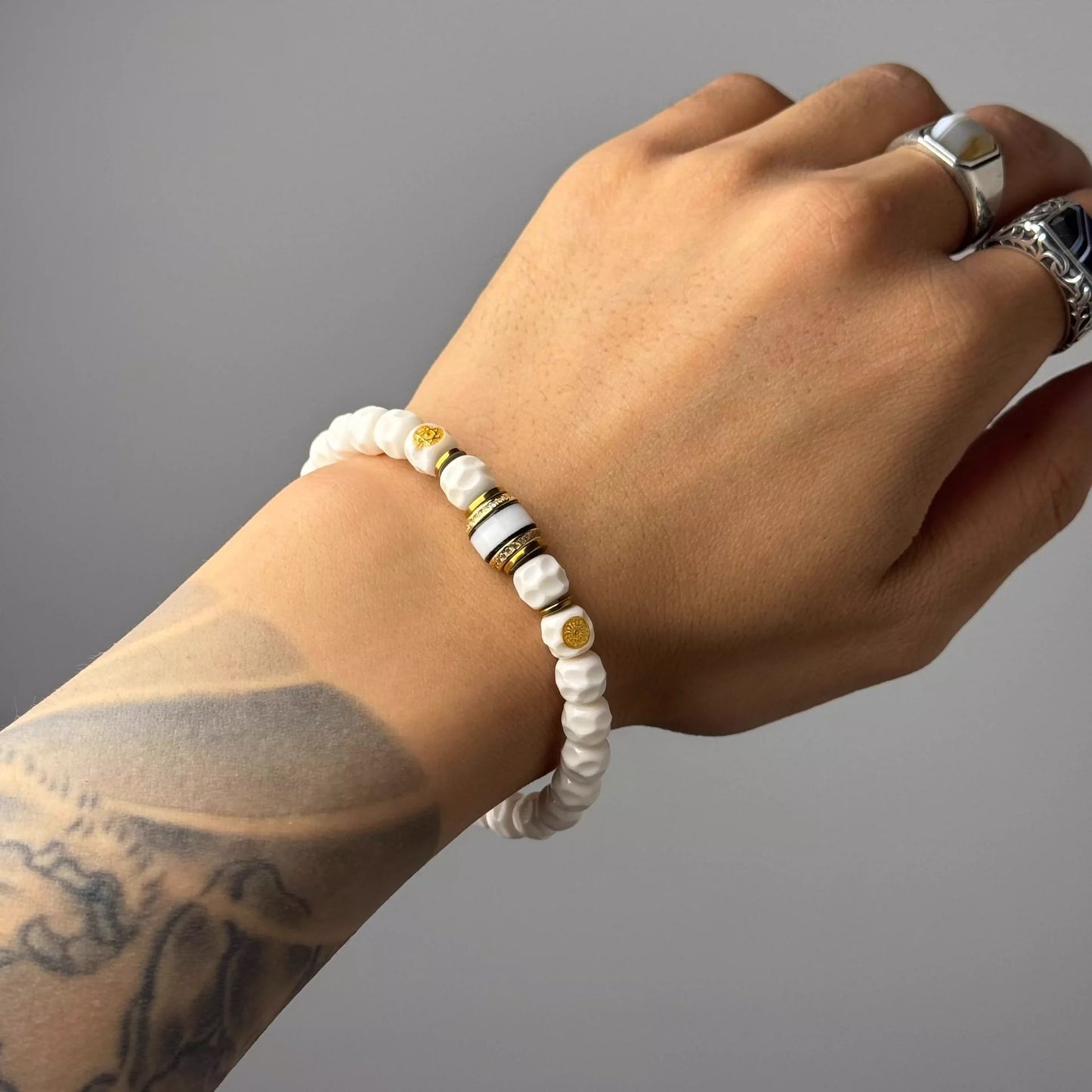 🌟 Handcrafted Camel Bone Wu Xiang 0.31"×0.28" Single-Loop Bracelet Natural Texture • Mixed Accents • Actual Photos • Fixed Price Aoao Toys