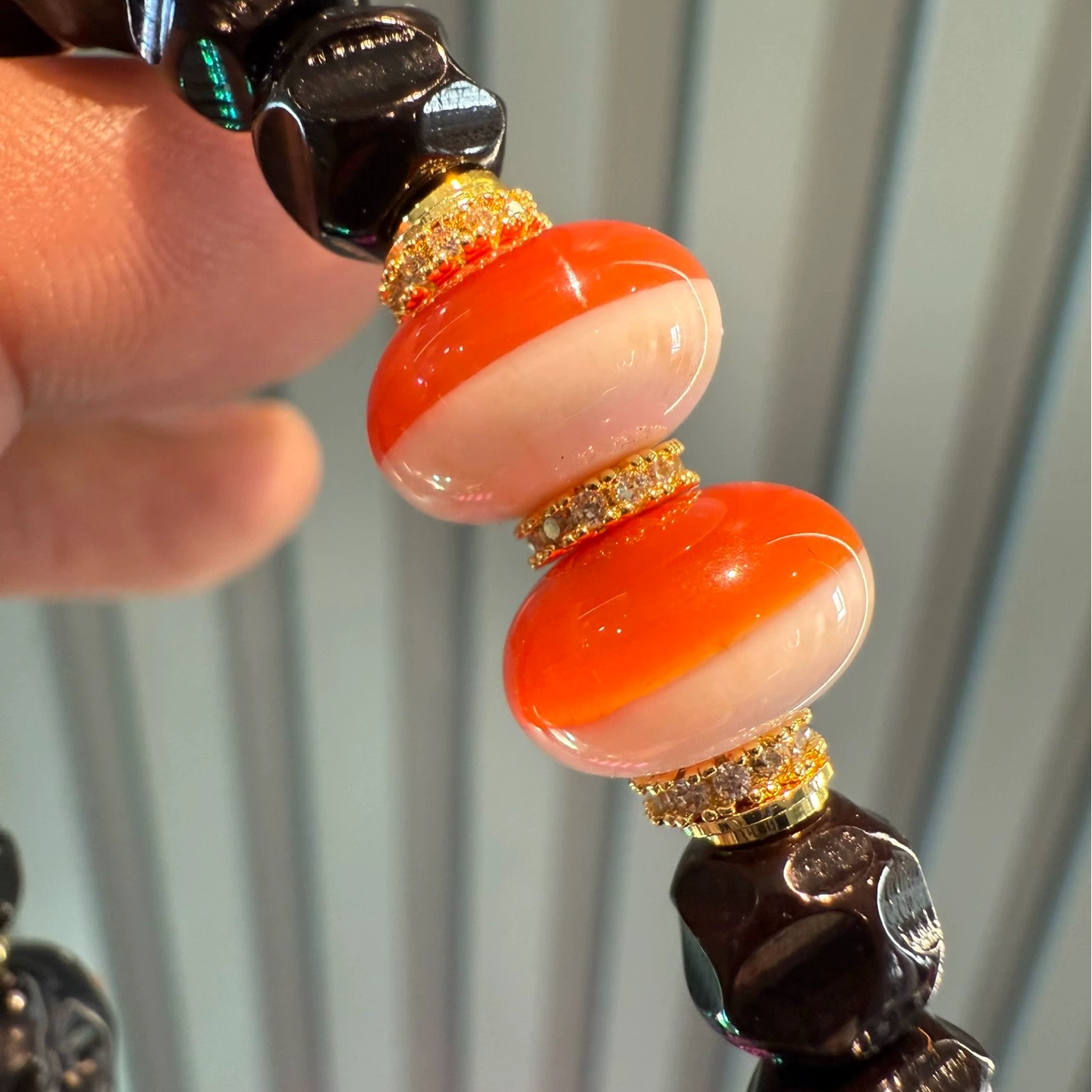 Black Gold Coconut Ti Wu Xiang Handstring • 8mm Tibetan-Style Wenwan Aoao Toys