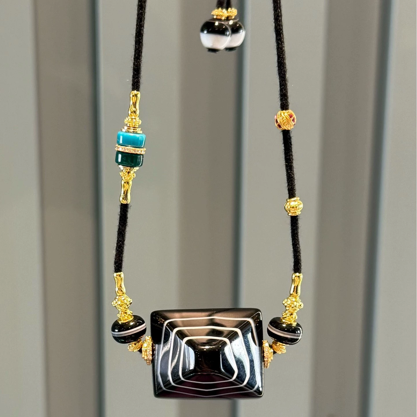 Water lucky color:Natural Dzi Necklace with Single-Line Agate and Square Eye Beads Aoao Toys