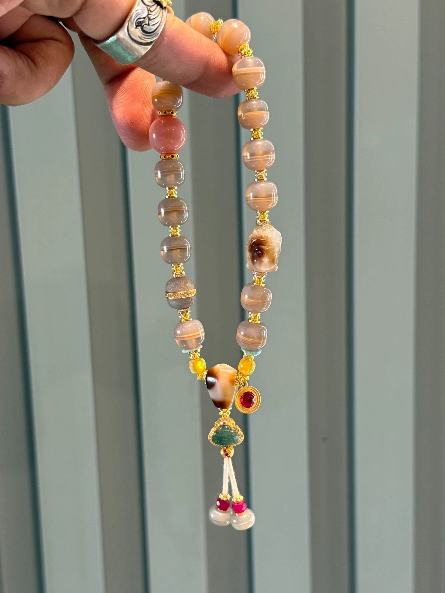 Tibetan Medicine Master Handstring • Natural Single-Line Sardonyx Aoao Toys