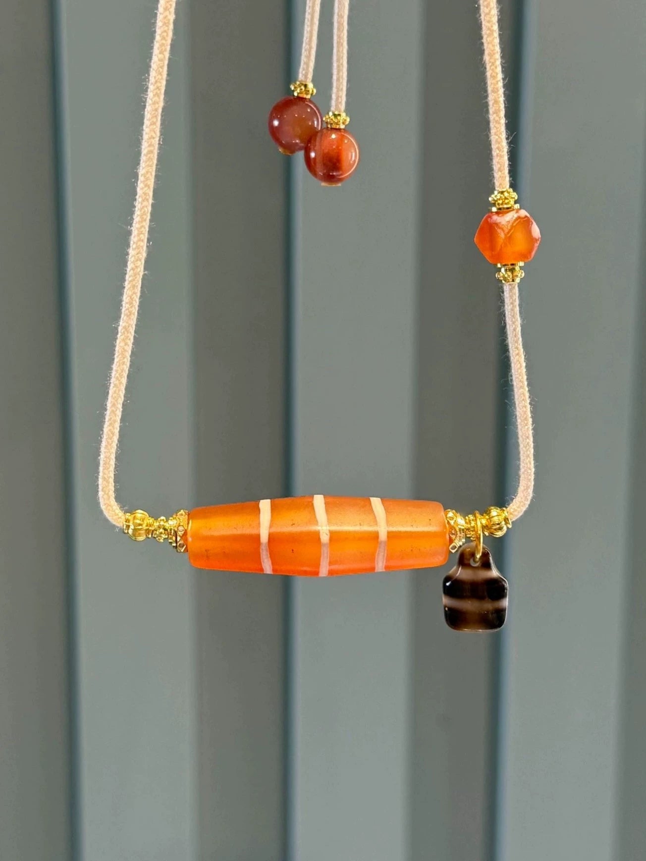 West Asian Salmon-Pink Carnelian Etched Bead Necklace Aoao Toys