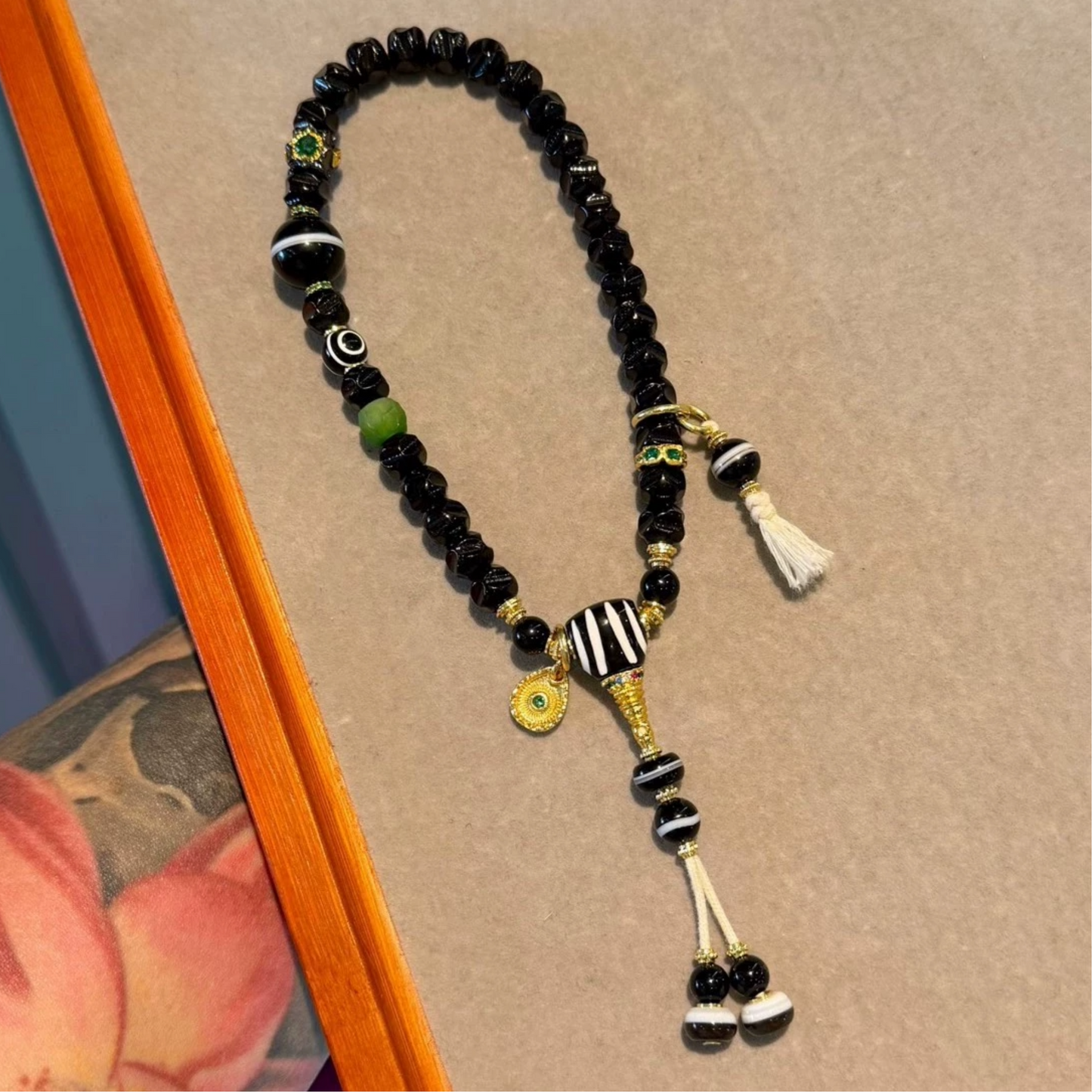 Natural attributes: Black Gold Coconut Bead Bracelet – 8mm (0.31")Refined Beads Aoao Toys