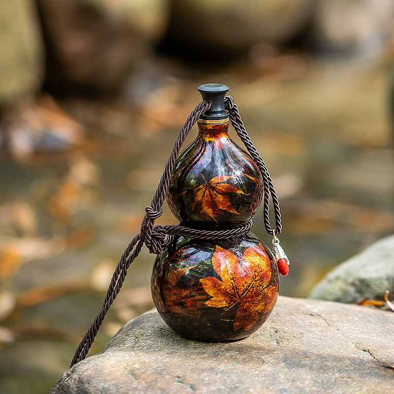 Wuhe Lacquer Gourd Wine Pot – Handcrafted Symbol of Personal Wealth & Summer Elegance Aoao Toys