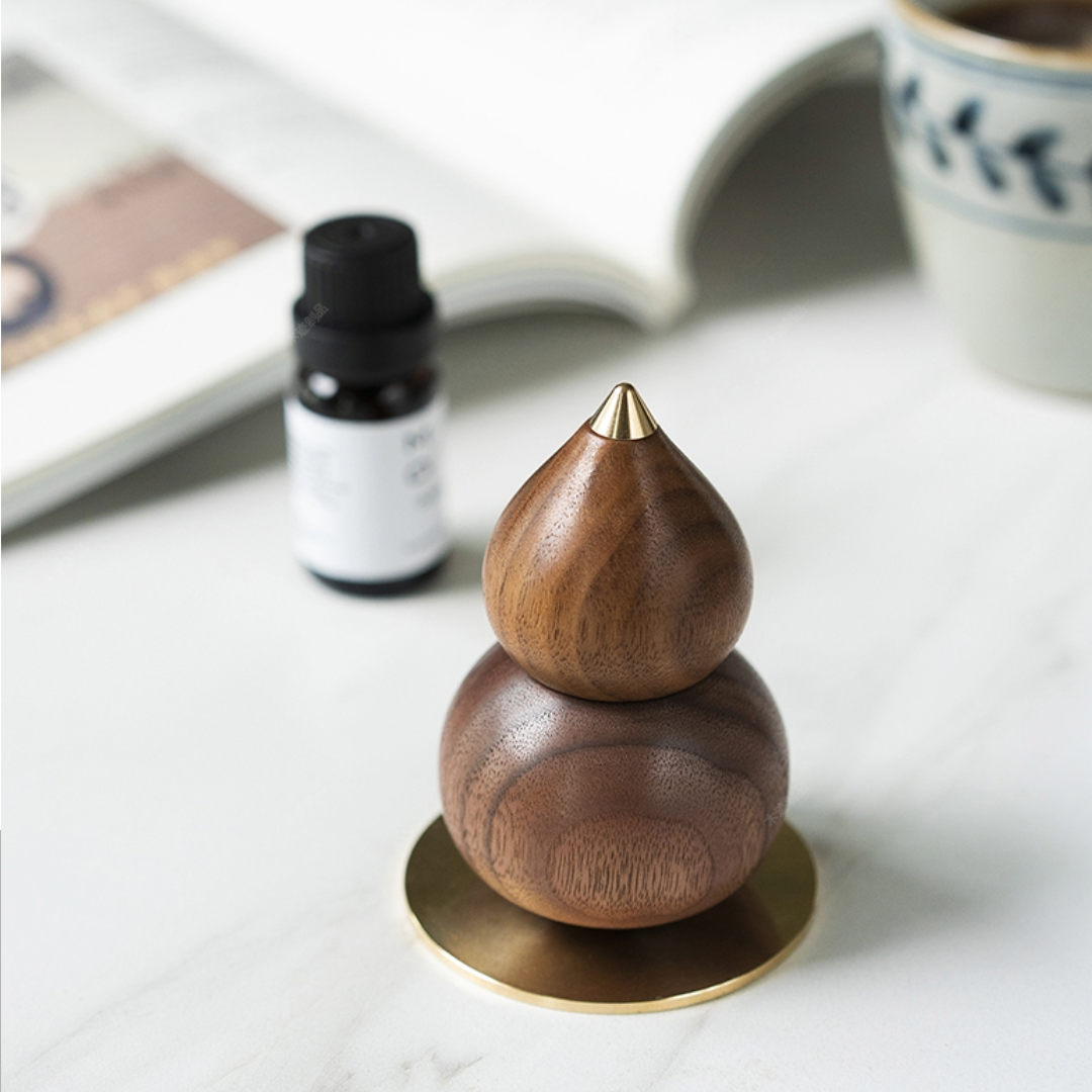 Asian Gourd Series: Essential Oil Diffuser & Aromatherapy Gift Set