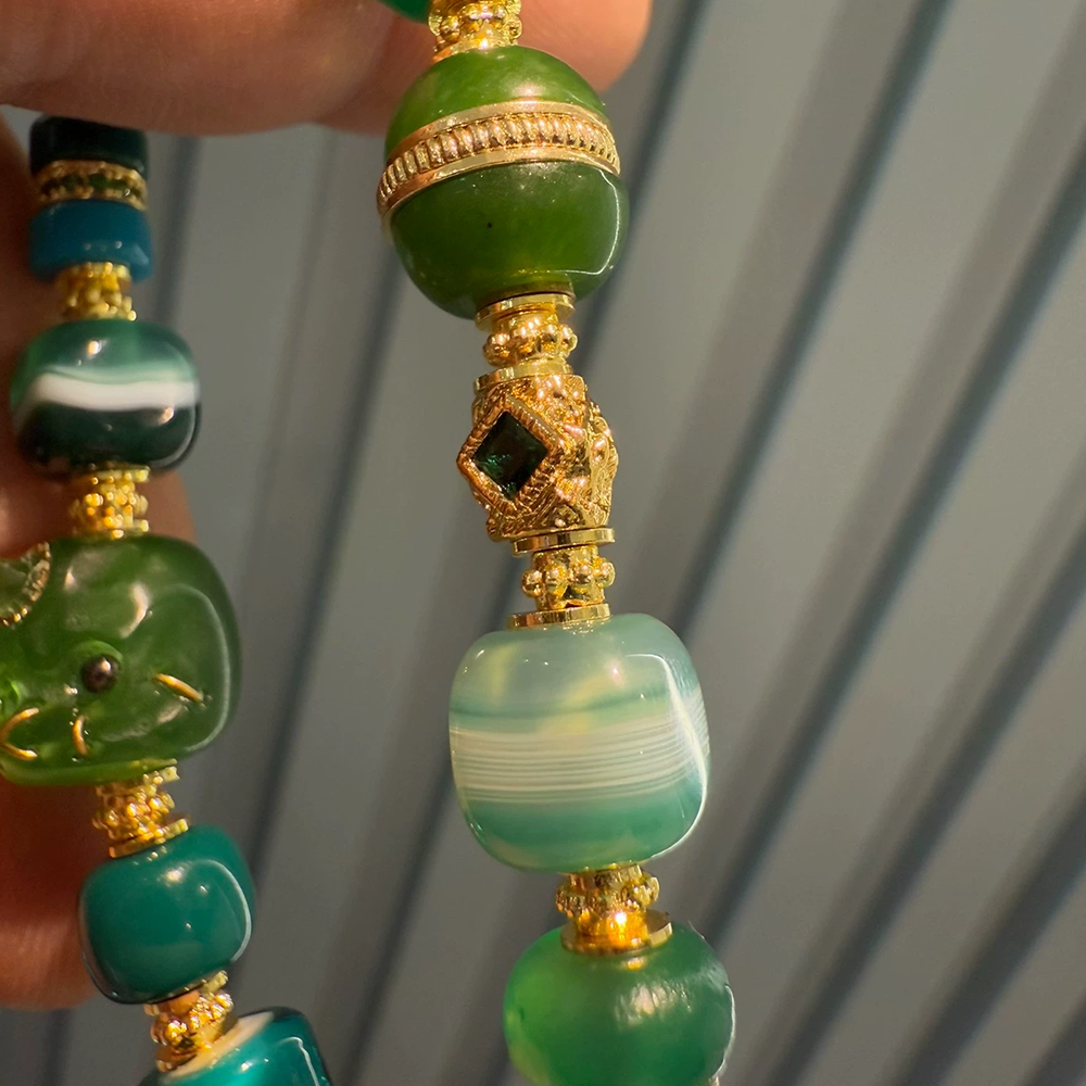 Wood lucky color:Tibetan-Inspired Green Agate Bracelet Aoao Toys