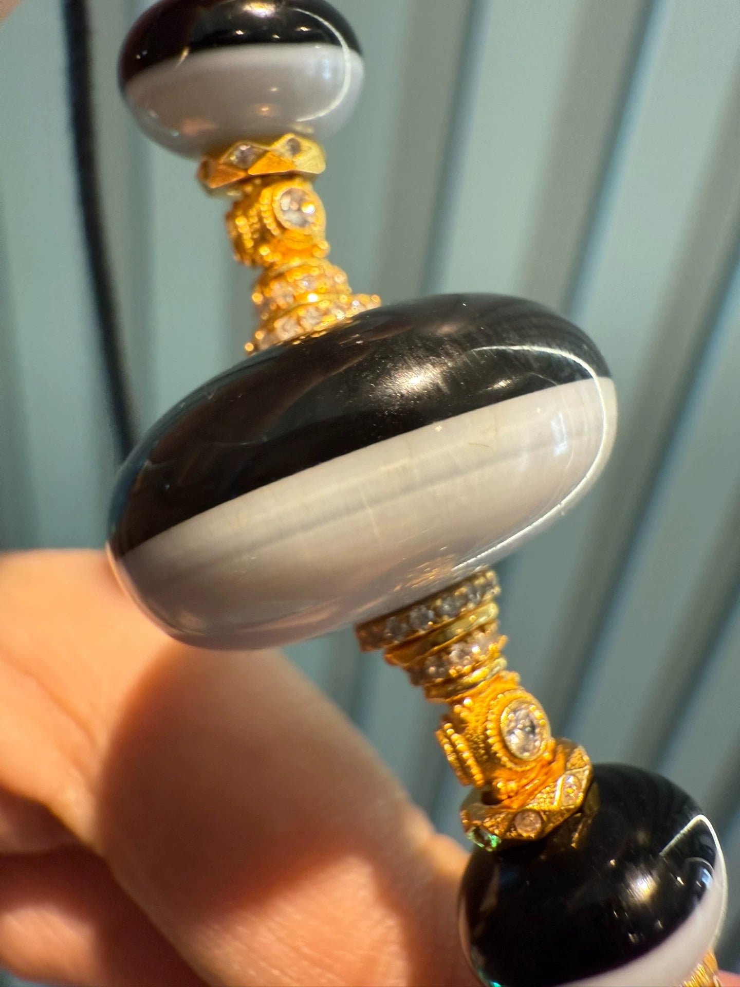 🌟 Large 23mm Natural One-Line Medicine Buddha Bead Necklace Unique Sky-Earth Design • Black-White Agate • 925 Silver-Gilt Accents Aoao Toys