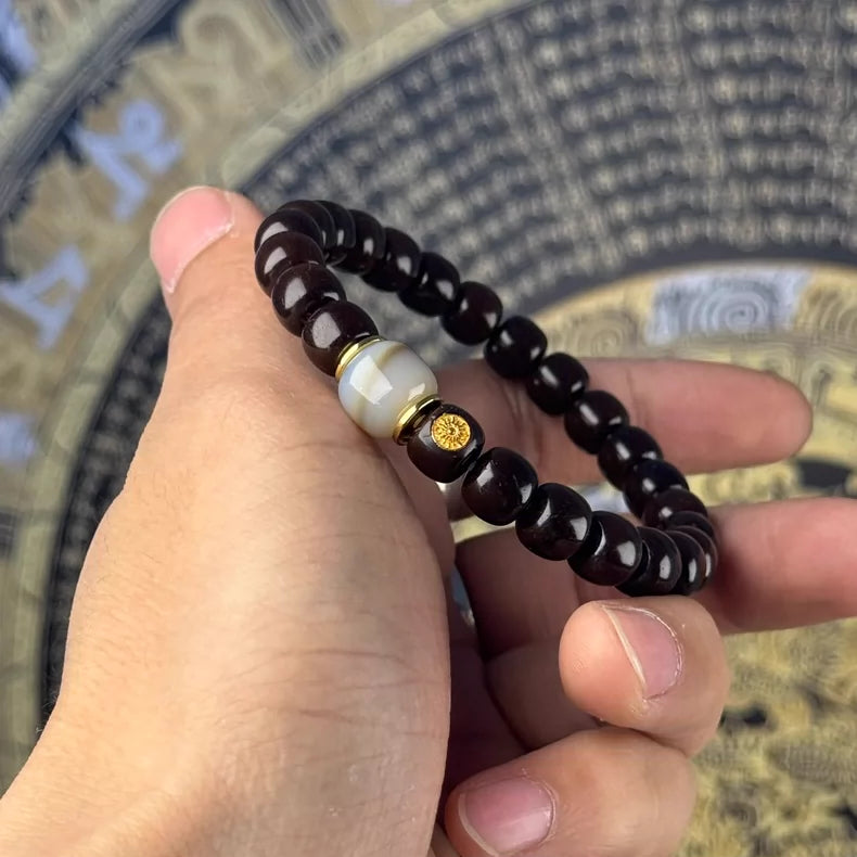 9×8mm (approx. 0.35×0.31 inches) Old-style Single-row Coconut Button Hand Bracelet with Natural Banded Agate Accents Aoao Toys