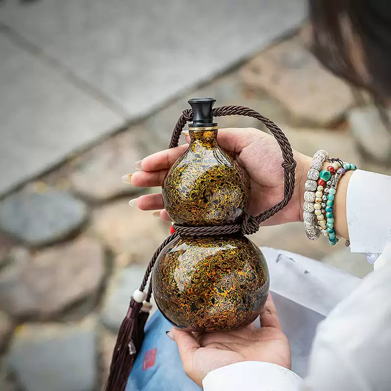 Wuhe Lacquer Gourd Wine Pot – Handcrafted Symbol of Personal Wealth & Summer Elegance Aoao Toys