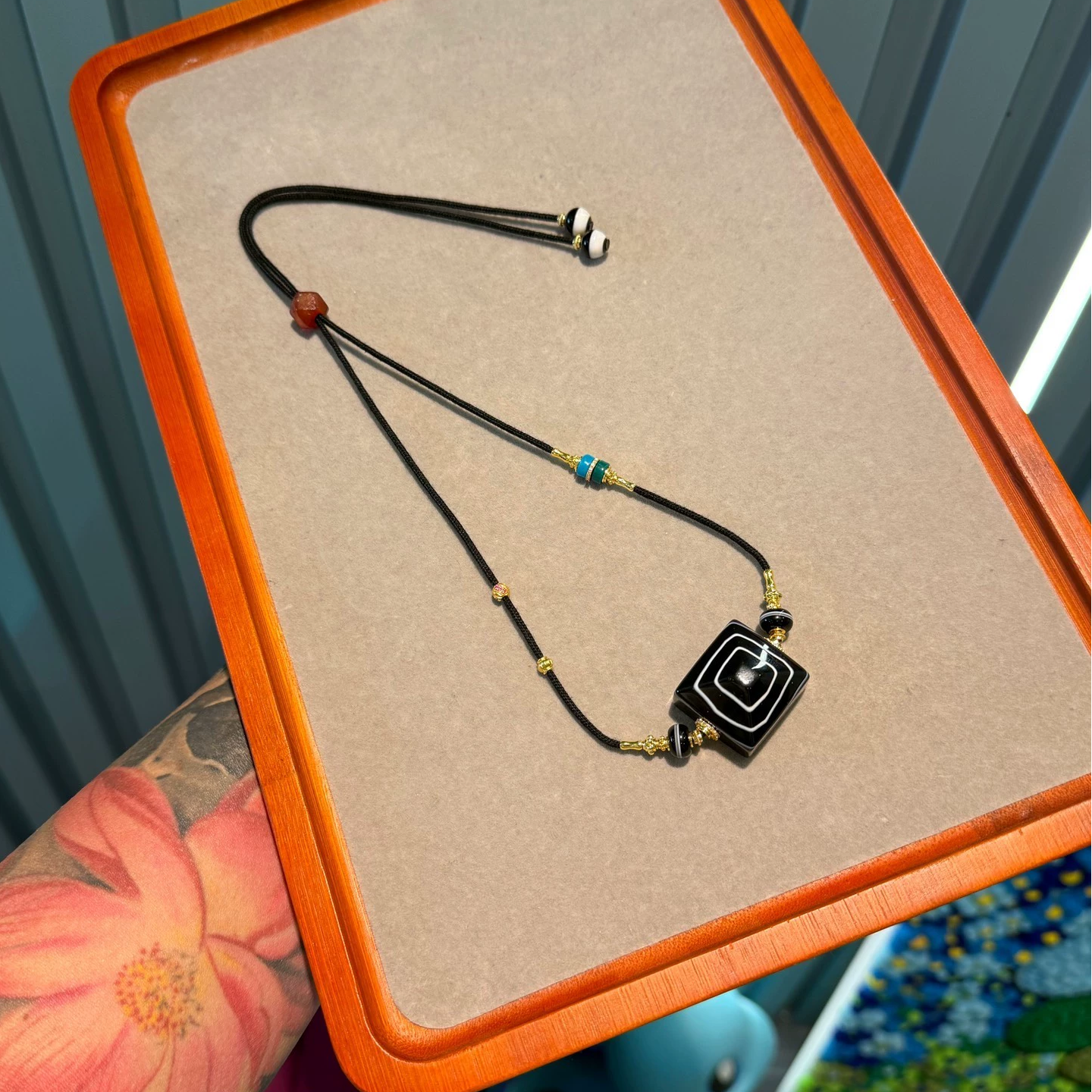 Water lucky color:Natural Dzi Necklace with Single-Line Agate and Square Eye Beads Aoao Toys