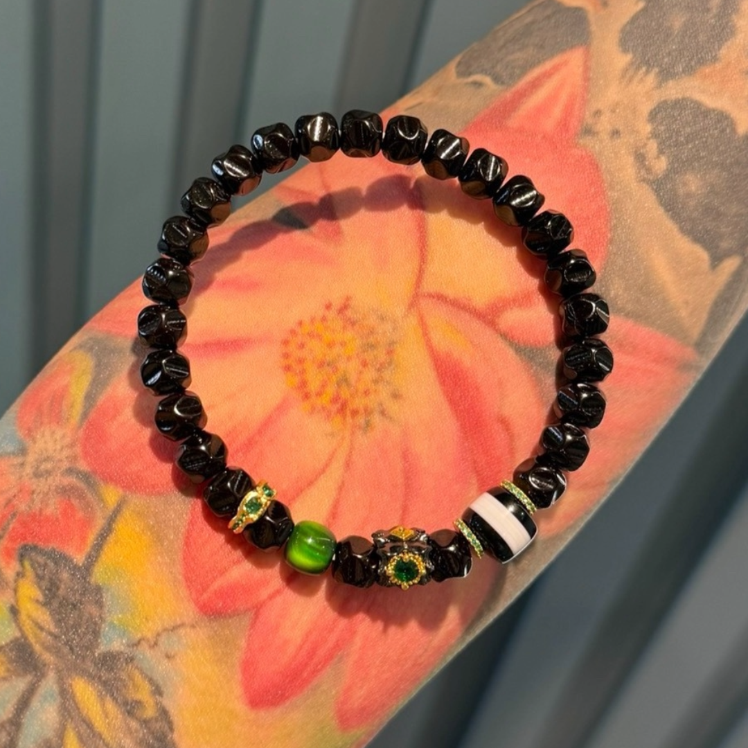 Lucky Water Color: Black Gold Coconut Seed 8mm Bead Bracelet – Handmade Tibetan-Inspired Meditation String